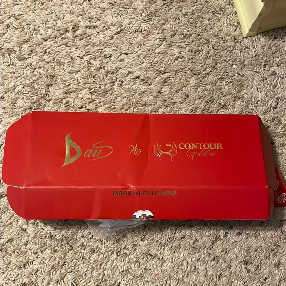 Daus limited edition faja